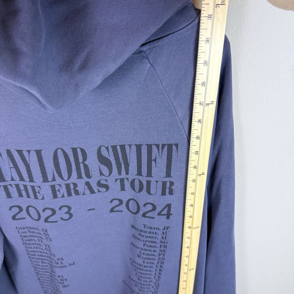 Taylor Swift The Eras Tour Hoodie Women L 2023-2024 Official Blue Gray Pullover - Picture 7 of 9